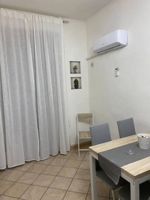 House Quartieri Spagnoli Наполи Екстериор снимка
