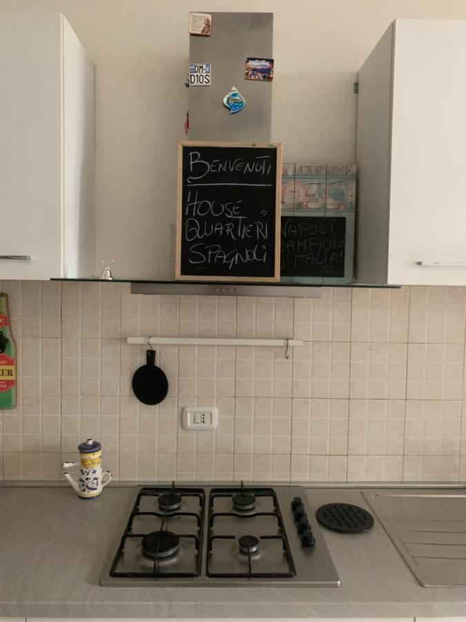 House Quartieri Spagnoli Наполи Екстериор снимка