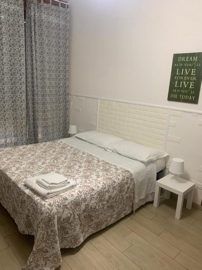 House Quartieri Spagnoli Наполи Екстериор снимка